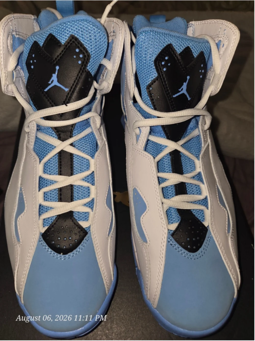 Men's Jordan True Flight Sneakers Size 10.5 White and University Blue